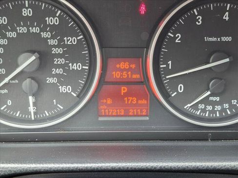 Used 2011 BMW 328i Sedan RWD image 12