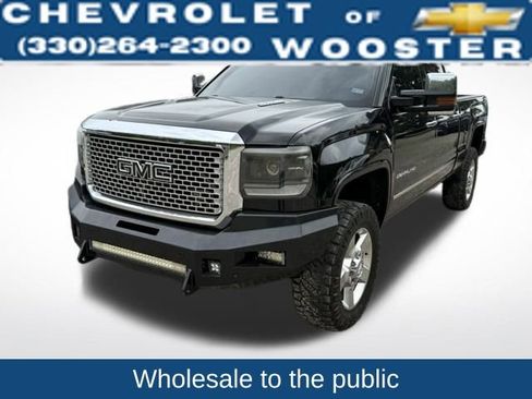 Used 2015 GMC Sierra 2500 Denali image 1