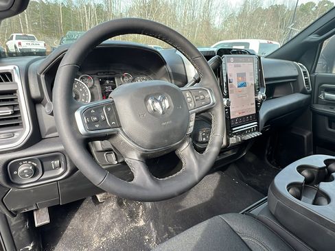 Used 2025 RAM 2500 Big Horn image 24