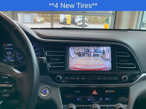 Used 2019 Hyundai Elantra Limited w/ Ultimate Package 02 image 6