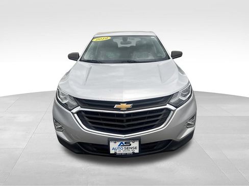 Used 2019 Chevrolet Equinox LS w/ LS Convenience Package AWD/4WD image 11