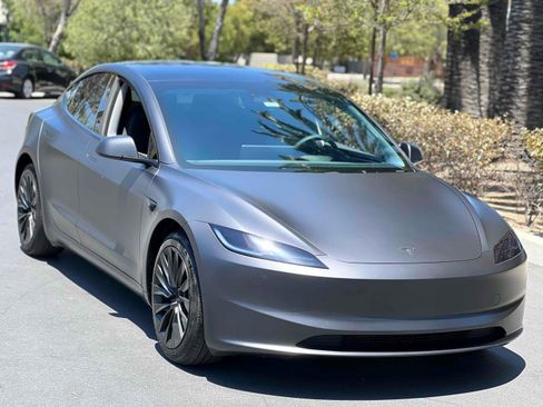 Used 2024 Tesla Model 3 Long Range RWD image 45