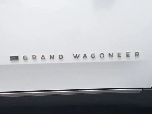 Certified 2022 Jeep Grand Wagoneer Series I AWD/4WD image 13