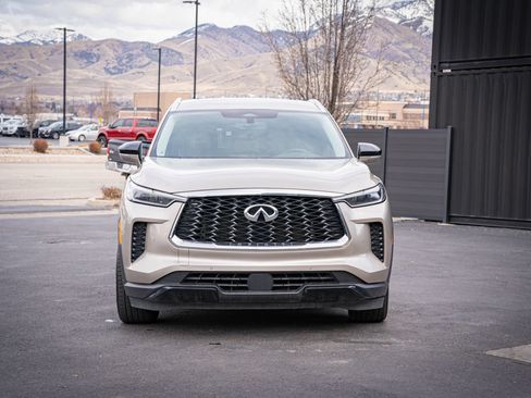 Used 2023 INFINITI QX60 Luxe AWD/4WD image 2