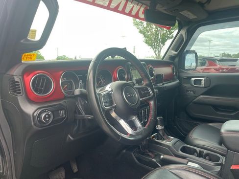 Used 2023 Jeep Gladiator Rubicon w/ LED Lighting Group AWD/4WD image 9