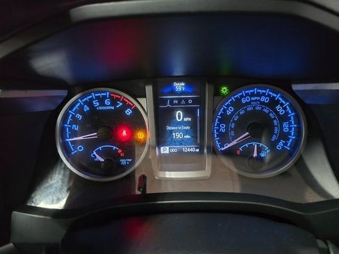 Used 2022 Toyota Tacoma SR5 image 22