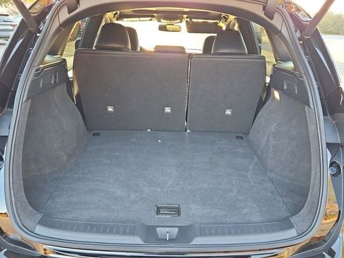 Used 2022 INFINITI QX50 Luxe w/ Appearance Package image 17