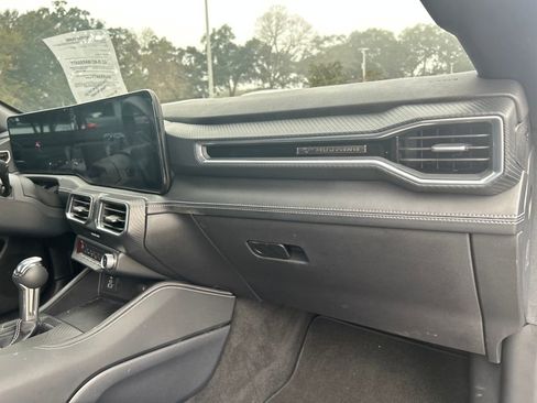 Used 2025 Ford Mustang GT Premium image 13