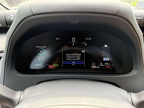 Used 2025 Lexus UX 300h AWD w/ Accessory Package (Z1) image 30