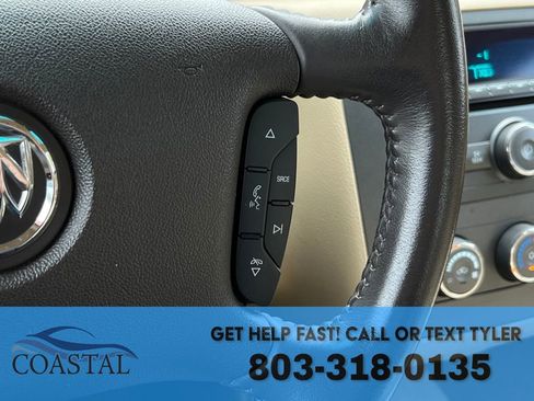 Used 2011 Buick Lucerne CX image 33