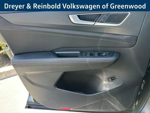 New 2026 Volkswagen Atlas Cross Sport SEL R-Line AWD/4WD image 22