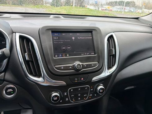 Used 2022 Chevrolet Equinox LT image 16