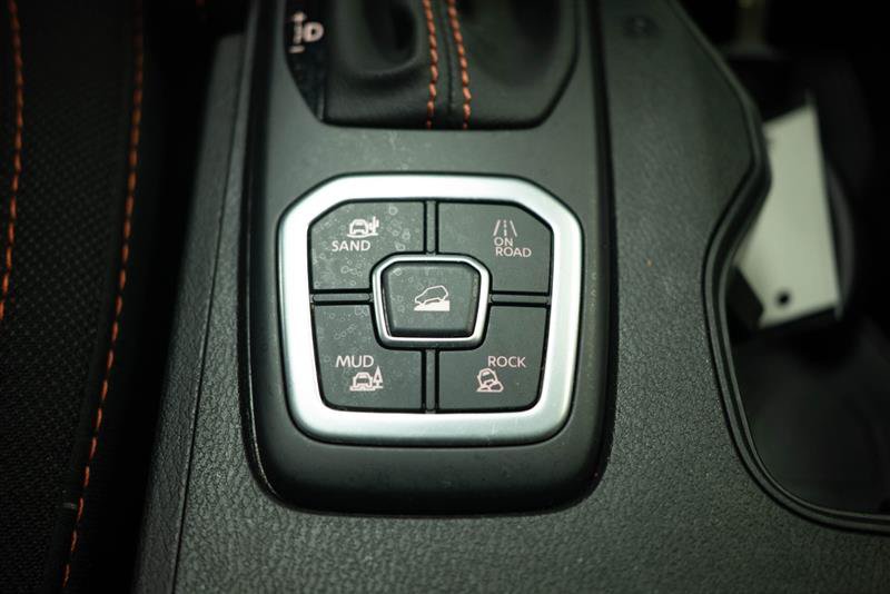 Used 2026 Nissan Frontier PRO-4X AWD/4WD image 22