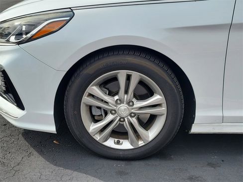 Used 2018 Hyundai Sonata SEL w/ Tech Package 02 image 5
