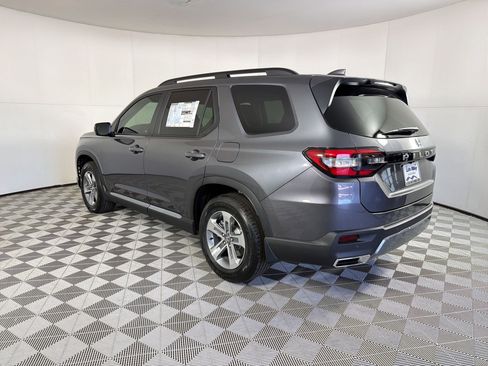 New 2026 Honda Pilot EX-L image 3