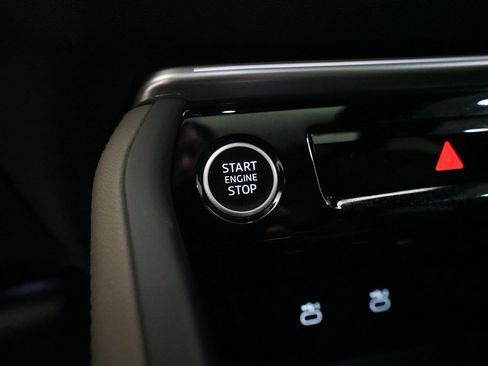 Used 2025 Audi Q5 Premium Plus w/ Premium Plus image 29