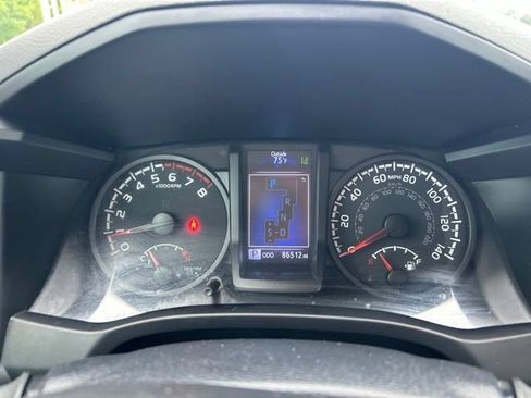 Used 2020 Toyota Tacoma SR w/ SR Convenience Package RWD image 24