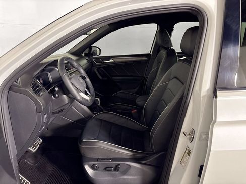 Certified 2023 Volkswagen Tiguan SEL R-Line AWD/4WD image 13