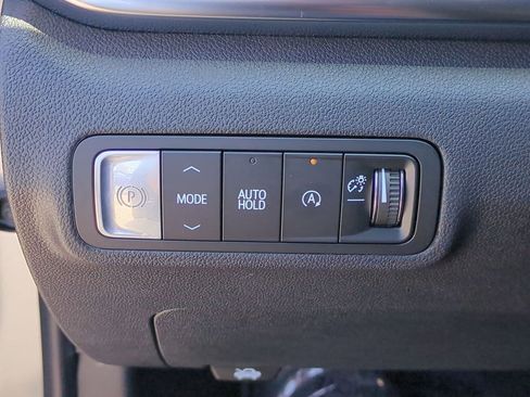 Used 2026 GMC Terrain Elevation w/ Black Edition FWD image 18
