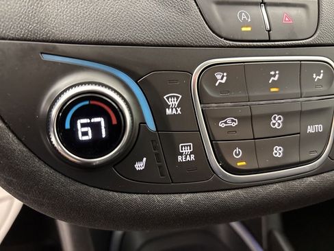 Used 2023 Chevrolet Malibu LT FWD image 32