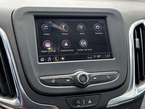Used 2022 Chevrolet Equinox LS FWD image 9