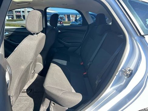 Used 2018 Ford Focus SEL image 15