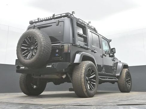 Used 2016 Jeep Wrangler Unlimited Sahara w/ Max Tow Package AWD/4WD image 47