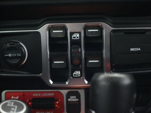 Used 2021 Jeep Gladiator Mojave AWD/4WD image 24