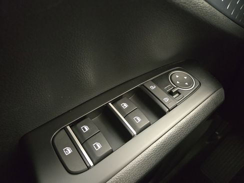 Used 2025 Kia Soul EX image 31