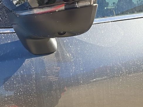 New 2026 Nissan Pathfinder Platinum image 4