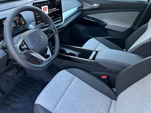 New 2026 Volkswagen ID.4 Pro RWD image 8