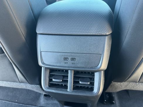 Used 2025 Chevrolet Equinox RS FWD image 45