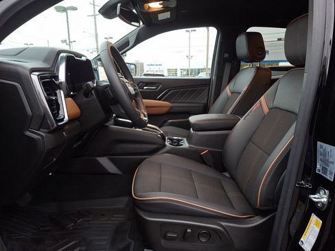 Used 2026 GMC Canyon AT4 w/ Nightfall Essentials Package image 13