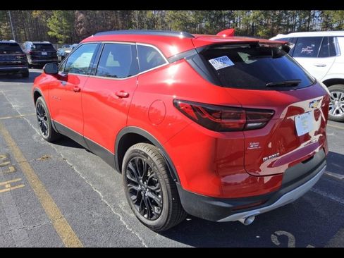 Used 2024 Chevrolet Blazer LT w/ Convenience Package image 2