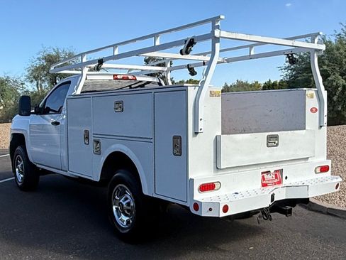 Used 2016 Chevrolet Silverado 2500 W/T RWD image 3