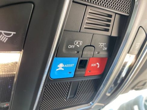 Used 2023 Jeep Grand Cherokee L Laredo RWD image 27