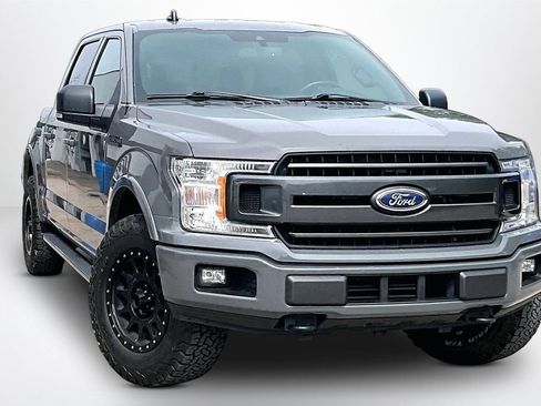 Used 2020 Ford F150 XLT w/ Equipment Group 302A Luxury AWD/4WD image 3