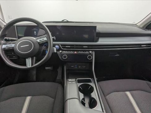 Used 2025 Hyundai Sonata SEL FWD image 24