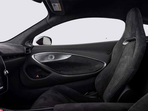 New 2026 McLaren Artura image 13