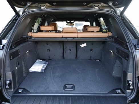 New 2026 BMW X5 xDrive40i w/ M Sport Package image 30