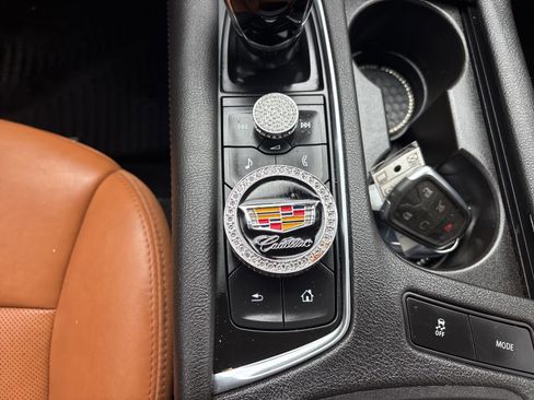 Used 2020 Cadillac XT5 Premium Luxury FWD image 27