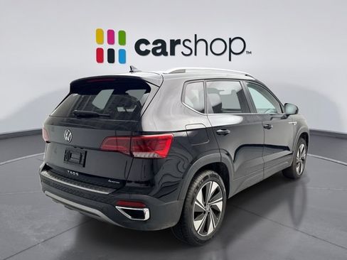 Used 2024 Volkswagen Taos SE AWD/4WD image 5