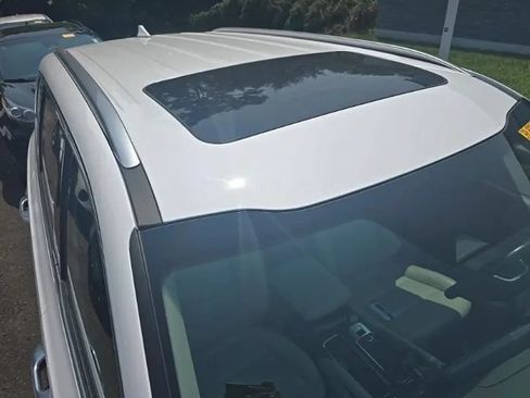 Used 2023 Kia Telluride S w/ S Sunroof Package AWD/4WD image 2