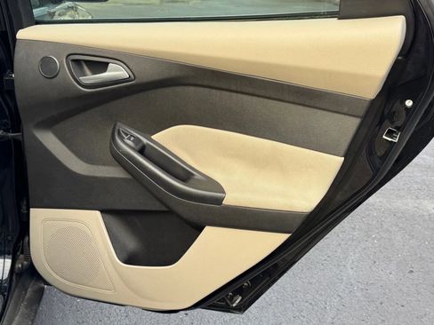 Used 2016 Ford Focus Electric Hatchback w/ Exterior Protection Package image 13