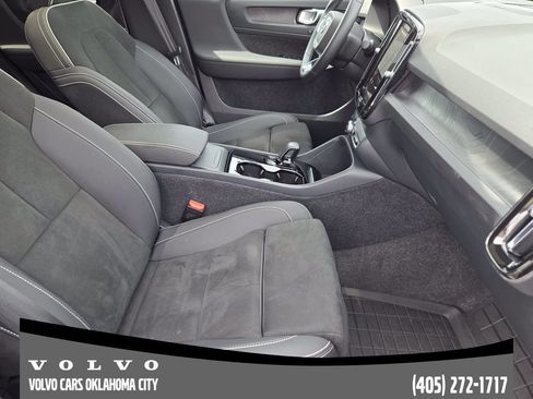 Certified 2023 Volvo C40 P8 Recharge Ultimate AWD/4WD image 11