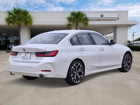 New 2026 BMW 330i Sedan w/ Convenience Package RWD image 4
