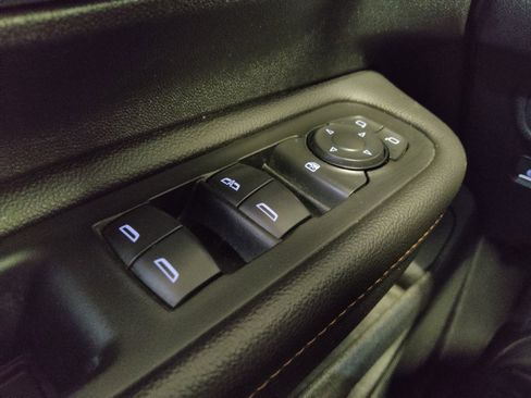 Used 2019 GMC Terrain SLE FWD image 27
