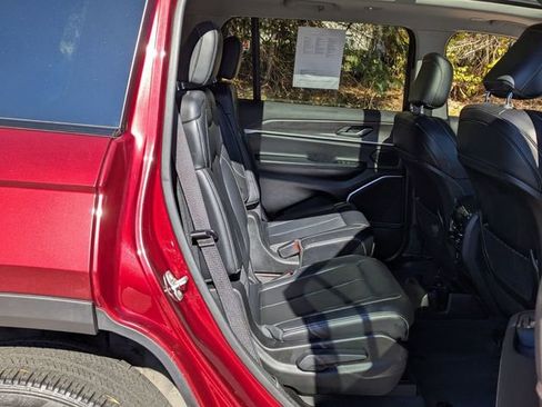 Certified 2021 Jeep Grand Cherokee L Limited w/ MOPAR Finishing Package AWD/4WD image 27
