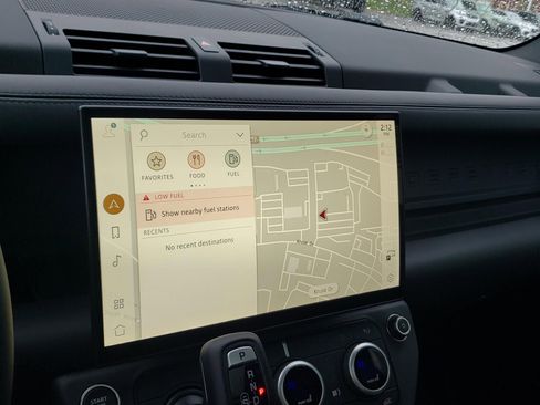 New 2026 Land Rover Defender 110 X-Dynamic SE image 23