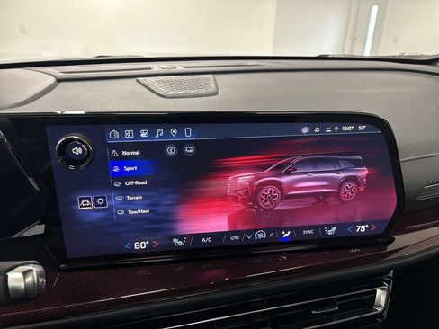 New 2026 Chevrolet Traverse Z71 w/ Enhanced Driving Package image 48